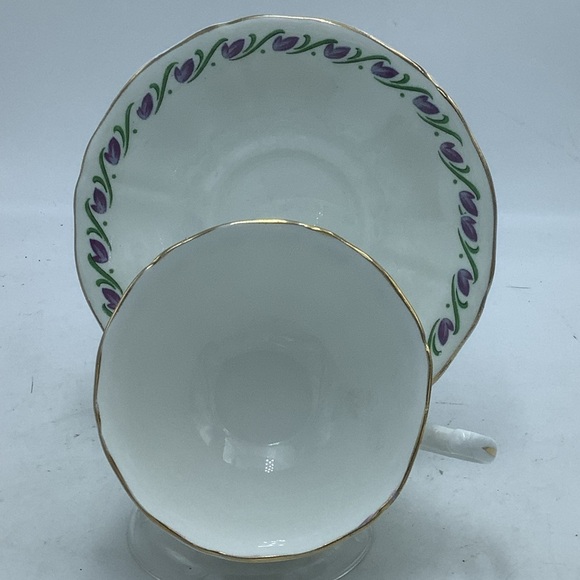 Vintage Mayfair England Bone China Teacup and Saucer with Purple Flowers - Picture 2 of 9